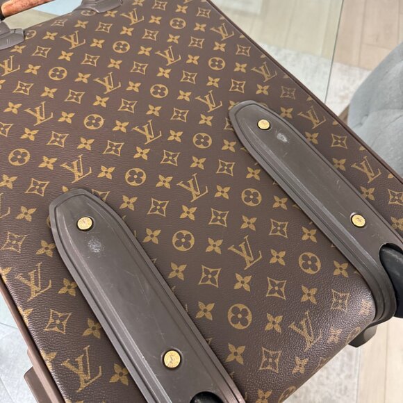 Louis Vuitton MONOGRAM CANVAS Pegase 55 - Picture 4 of 13